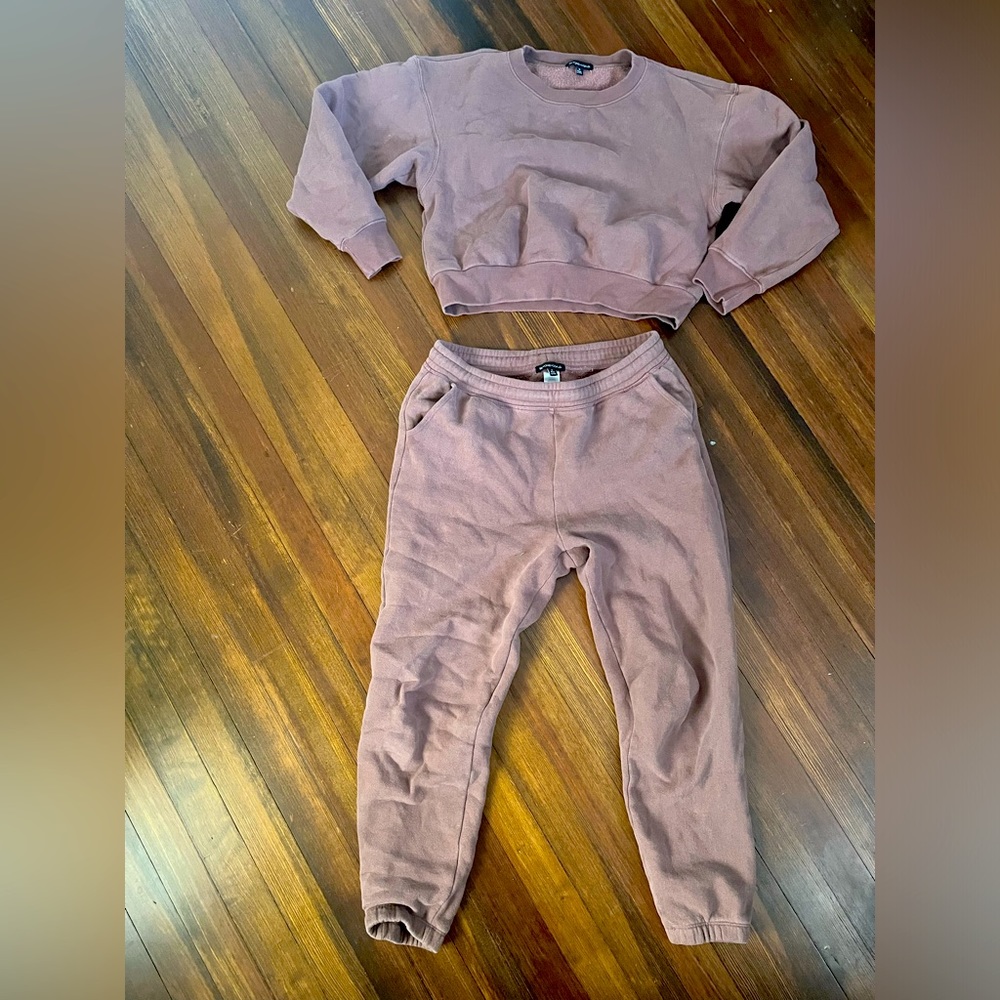 Beyond yoga lounge set